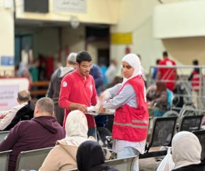 الهلال الأحمر المصري يستقبل الدفعة 36 من المصابين الفلسطينيين ويدفع بقافلة" زاد العزة* الـ 179 لغزة (صور)  