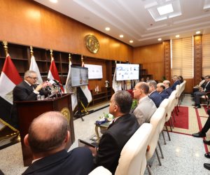 وزير العدل يدشن منظومة الربط الإلكتروني لتعليق الخدمات الحكومية للممتنعين عن سداد النفقة.. ويؤكد: لا تهاون في حقوق الأسرة