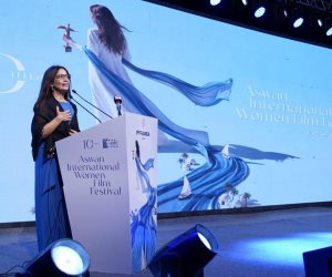 وزيرة الثقافة تشهد افتتاح الدورة العاشرة لمهرجان أسوان الدولي لأفلام المرأة