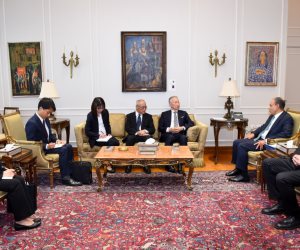 وزير الخارجية يلتقي المبعوث الياباني لملف إعادة بناء ومساعدات غزة
