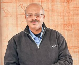 وزيرة الثقافة تنعى أشرف البولاقي: فقدنا مثقفًا واعيًا وأحد رموز الحركة الثقافية في الأقاليم