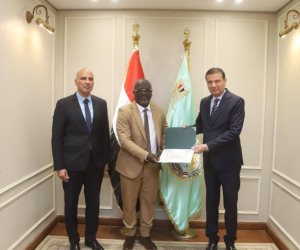 وزير الزراعة يشهد ختام البرنامج التدريبي لـ 11 مبعوثًا أفريقيًا في مجال "إدارة معالجة المياه ومكافحة الملوحة"