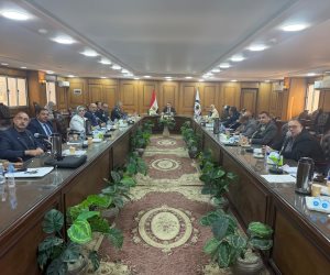 رئيس جامعة العريش: إنشاء مركز للدعم النفسي وتنظيم قوافل خدمية لقرى شمال سيناء