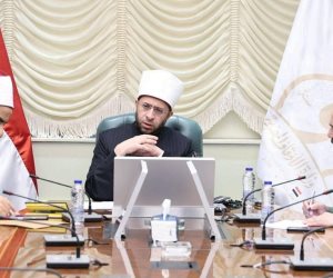 وزير الأوقاف يجتمع بمديري المديريات الحدودية عبر تقنية الاتصال المرئي لمتابعة العمل الدعوي والمجتمعي 