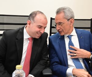 مشاورات بين وزير شئون المجالس النيابية والمستشار القانونى لرئيس المجلس تعكس التنسيق بين المؤسستين