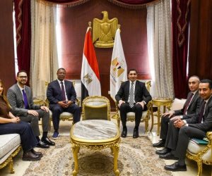 وزير الشباب والرياضة يلتقي رئيس الاتحاد الإفريقي للجودو لبحث خطة تطوير اللعبة