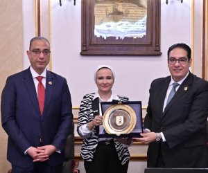 محافظ الجيزة يناقش عددا من الملفات وتعزيز التعاون مع مجلس جامعة القاهرة