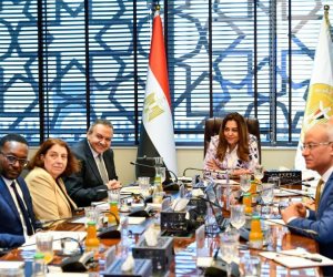 وزيرة التنمية المحلية والبيئة: توريد 100 أتوبيس كهربي بنسبة تصنيع محلي 45% وإنشاء أول مستودع حافلات كهربائية في مصر والأكبر بالشرق الأوسط