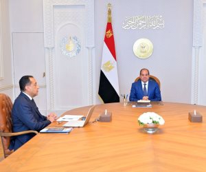 الرئيس السيسي يستقبل مصطفى مدبولي ويتناول معه عدداً من الملفات السياسية والاقتصادية والاجتماعية