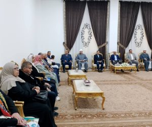 محافظ شمال سيناء يودع حجاج القرعة ويوجه بتخصيص حافلة تنقلهم لمطار القاهرة بالمجان (صور)