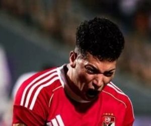 طبيب الأهلى عن إصابة إمام عاشور : تعرض لكدمة شديدة فى الركبة وسيخضع لفحص طبي جديد غدا 