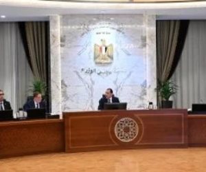 الحكومة: تحضير 10 شركات بقطاع البترول للقيد فى البورصة