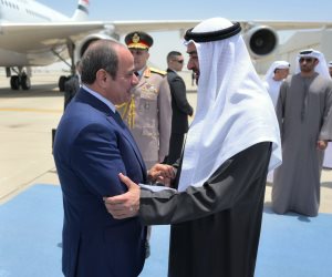 الرئيس السيسى وبن زايد يبحثان دفع العلاقات الثنائية فى المجالات التجارية والاستثمارية