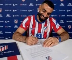 بعد انتشار صورة له .. هل وقع محمد صلاح لأتلتيكو مدريد؟ اعرف التفاصيل 