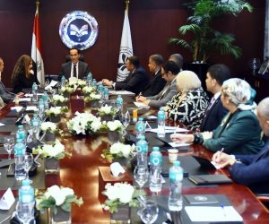 الرئيس التنفيذي للهيئة العامة للاستثمار يبحث خطط رفع كفاءة الأداء المؤسسي وتطوير العنصر البشري