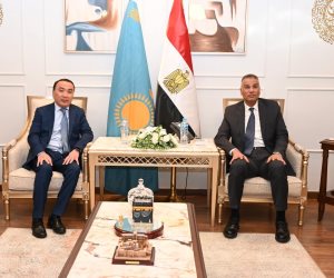 محافظ جنوب سيناء يستقبل سفير كازاخستان لبحث تعزيز التعاون السياحي والثقافى بين الجانبين 