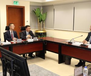 وزير الاتصالات وتكنولوجيا المعلومات يبحث مع مسئولي شركة هواوي Huawei تعزيز التعاون في مجال الاتصالات والتكنولوجيات المتقدمة