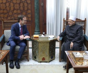 شيخ الأزهر يلتقي السفير الإسباني ويعرب عن تقديره لمواقف إسبانيا الشجاعة الرافضة للعدوان على غزة