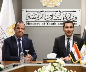تحركات جديدة لتطوير البنية الرياضية.. وزير الشباب والرياضة يجتمع بمسؤولي “استادات”