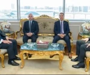 وزيرا الإنتاج الحربى والاستثمار يبحثان تعظيم الاستفادة من محفظة أراضى الوزارة