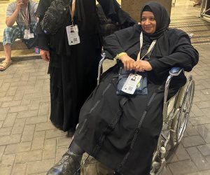 حاجة من ذوي الهمم تروى تفاصيل رحلتها الإيمانية مع بعثة القرعة