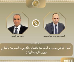 وزير الخارجية يبحث مع نظيره اليوناني سبل دعم العلاقات الثنائية والتطورات الإقليمية وسبل خفض التصعيد في المنطقة