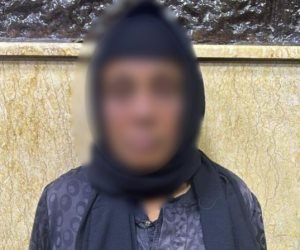 ضبط سيدة تعمل «سايس» بدون ترخيص لابتزاز قائدي السيارات بالقاهرة