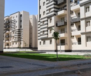 وزيرة الإسكان تتابع موقف تنفيذ وحدات “سكن لكل المصريين” بالمدن الجديدة