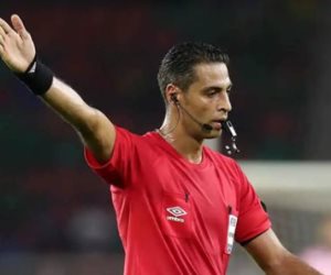 21 فوزًا وتتويجان.. ماذا تقول أرقام الأهلي مع أمين عمر قبل مواجهة المصري؟