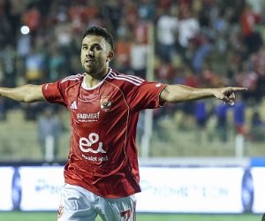 هدف مبكر للأهلي في مرمى المصري.. تريزيجيه يهز الشباك في الدقيقة الثانية