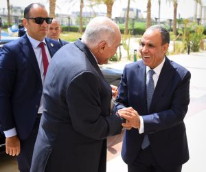 وزير الخارجية يستقبل وزير الشئون الخارجية الجزائري بالقاهرة ويبحثان تعزيز العلاقات الثنائية والتطورات الإقليمية