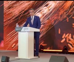 وزير التموين: مصر تتطلع لبناء شراكات استراتيجية طويلة الأجل مع روسيا في تجارة الحبوب والتصنيع الغذائي