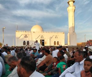 المصريون يحتفلون بعيد الأضحى في أجواء مميزة والبهجة تملأ الشوارع  