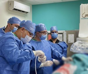 أبطال «الرعاية الصحية» يواصلون العطاء بلا توقف.. إجراء أكثر من 550 عملية جراحية دقيقة بمحافظات التأمين الصحي الشامل