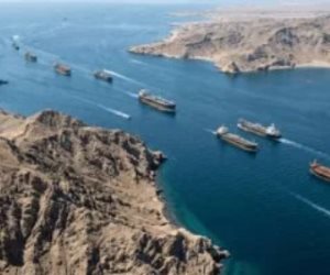 اختلاف في الروايات بشأن الوضع البحري في مضيق هرمز بعد إعلان أمريكي رفع الحصار