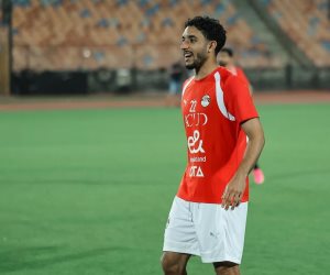 عمر مرموش يغيب عن السفر مع منتخب مصر إلى أمريكا بسبب عقد قرانه ويلتحق بالبعثة غدًا.
