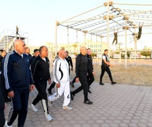 وزير الدفاع وعدد من الوزراء في جولة تفقدية لمنظومة التأهيل بالأكاديمية العسكرية المصرية (فيديو)