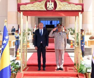  وزير الدفاع والإنتاج الحربى يلتقى نائب رئيس مجلس الوزراء وزير دفاع البوسنة والهرسك