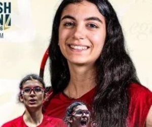 أمينة عرفى تتوج ببطولة بريطانيا المفتوحة للاسكواش لأول مرة