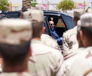 الرئيس السيسي يتفقد القيادة الاستراتيجية بالعاصمة الجديدة ويؤكد جاهزية القوات المسلحة وتطوير قدراتها.. فيديو