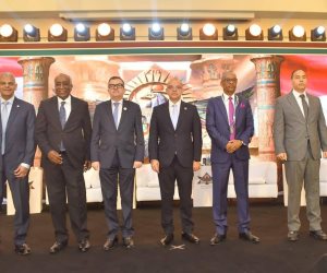 وزير الاستثمار والتجارة الخارجية يلقي الكلمة الرئيسية في افتتاح المؤتمر الـ52 لمنظمة التأمين الأفريقية (AIO)
