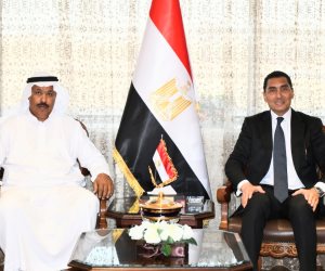وزير الشباب والرياضة يبحث مع رئيس الاتحاد المصري للهجن خطة البطولات والفعاليات المقبلة