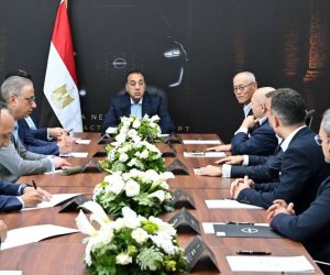 رئيس الوزراء يلتقي مسئولي شركة نيسان العالمية مدبولي: أتطلع إلى رؤية أول سيارة كهربائية في مصر"