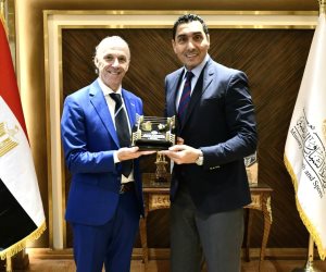 وزير الشباب والرياضة يستقبل رئيس الاتحاد الدولي للكيك بوكسينج لبحث توسيع انتشار اللعبة وإدراجها بالألعاب الإفريقية 2027