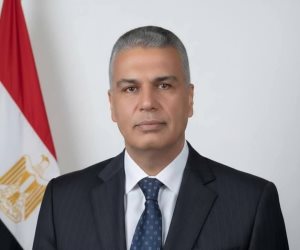 30 قيادة في مواقع جديدة.. محافظ جنوب سيناء يعيد ترتيب البيت التنفيذي بالمحافظة