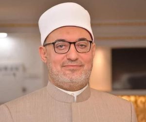 مفتي الجمهورية يتوجَّه اليوم الخميس إلى العاصمة الماليزية للمشاركة في القمة الدولية الثالثة للقيادات الدينية