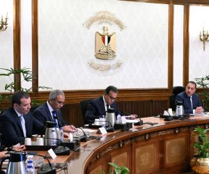 رئيس الوزراء يستعرض جهود تطوير منظومة الإسعاف المصرية