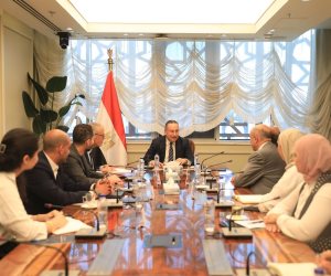 وزير التعليم العالي يتابع مستجدات إنشاء جامعة البحر المتوسط