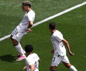 إمام عاشور رابع لاعب يُسجل لمنتخب مصر فى تاريخ كأس العالم