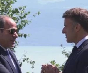 أهلًا ياريس.. ماكرون يحتفى بالرئيس السيسى على انستجرام بأغنية حلوة يابلدى
